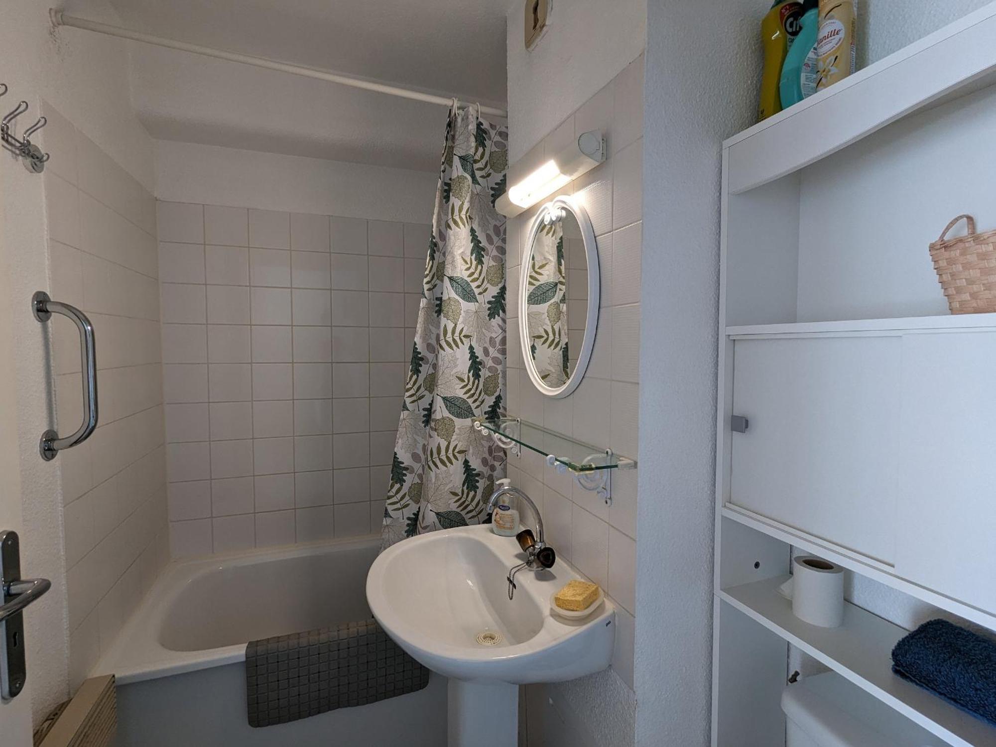 Arcachon Centre : Charmant T2 Avec Loggia, Parking Securise Et Proche Plage - Fr-1-420-61 Экстерьер фото